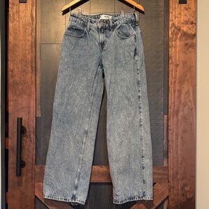 Hollister Low Rise Baggy Jeans
